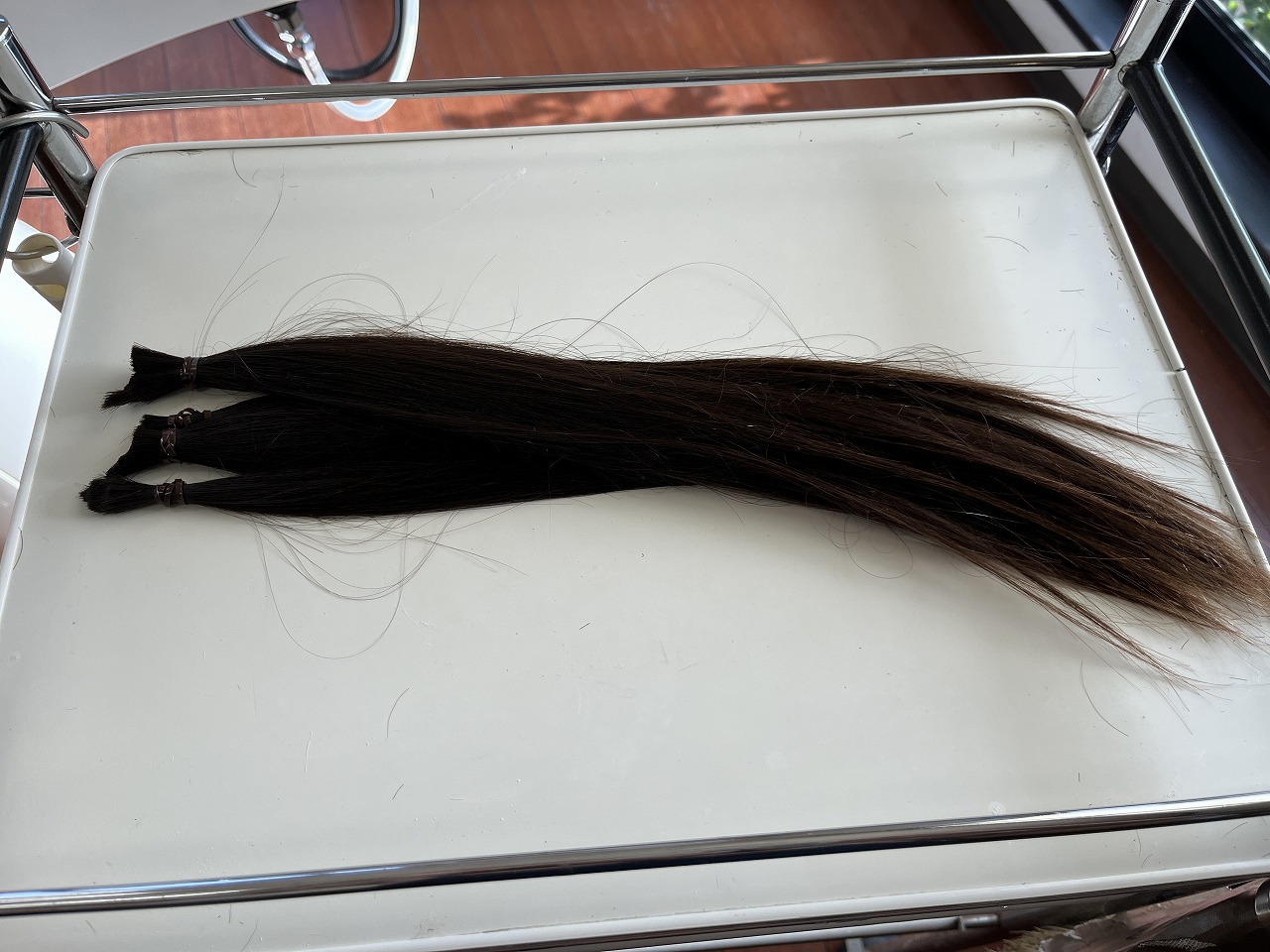 ヘアドネーションの毛束