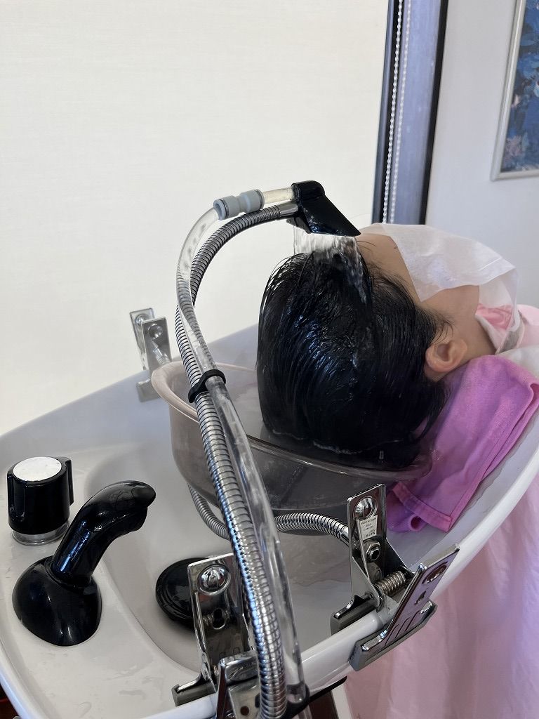 炭酸泉トリートメント施術中