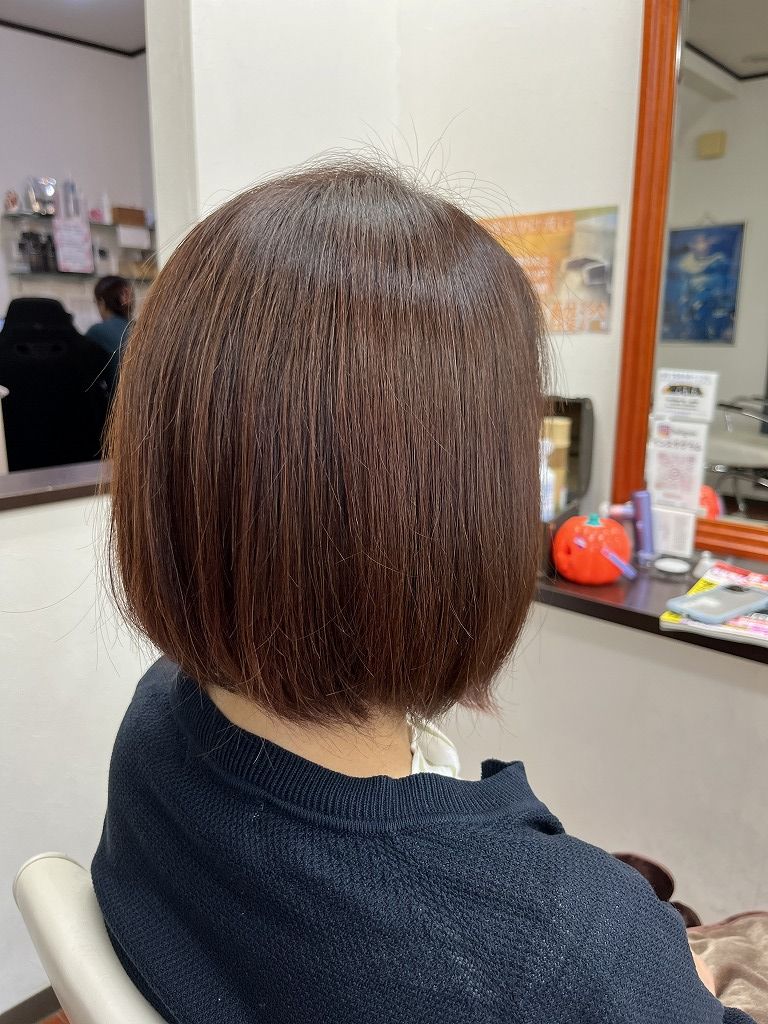 カラー後のアフター写真 ツヤのあるブラウン