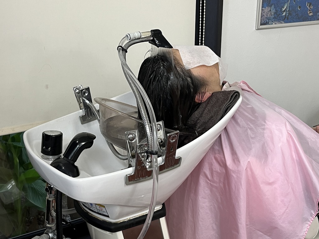 炭酸泉トリートメントで仕上げ中