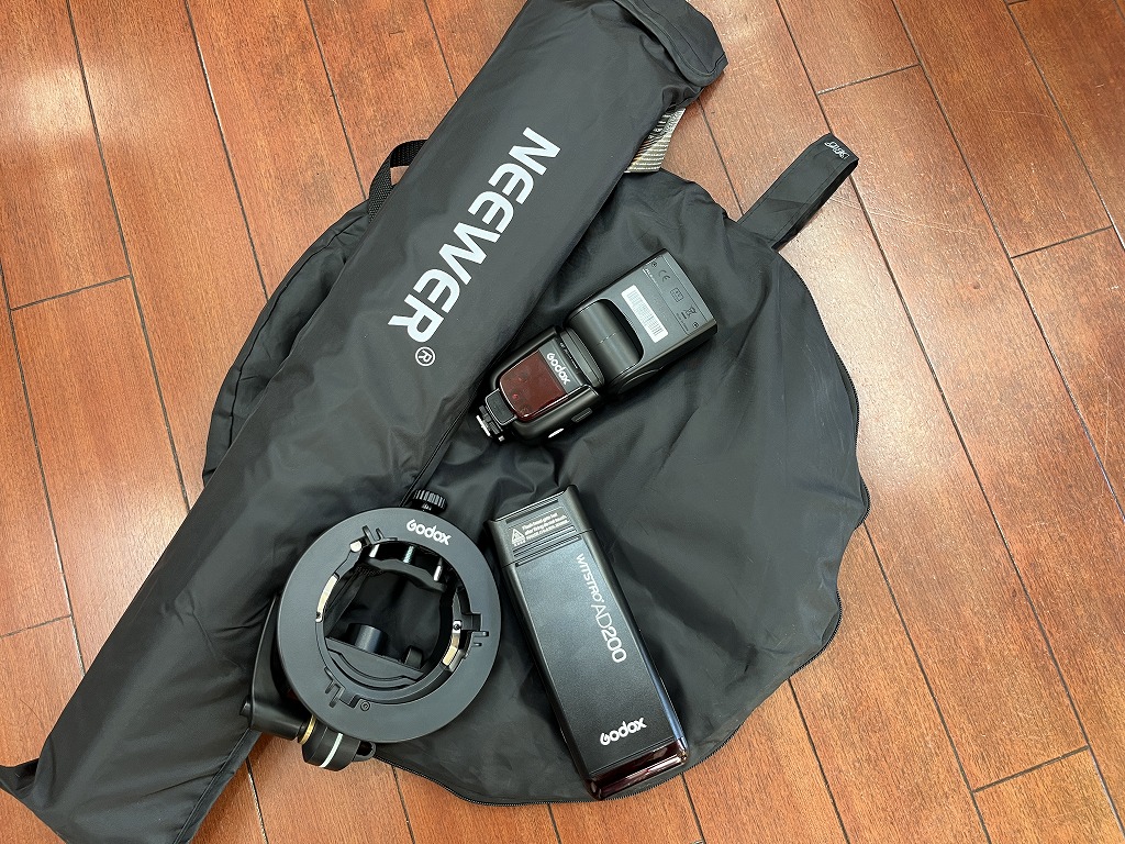ゴドックスAD200やアンブレラなどのライティング機材