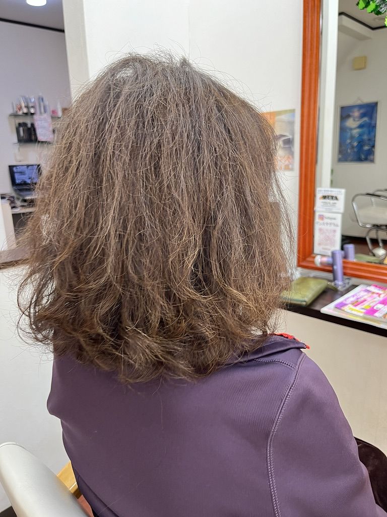 パーマ施術前のビフォー状態