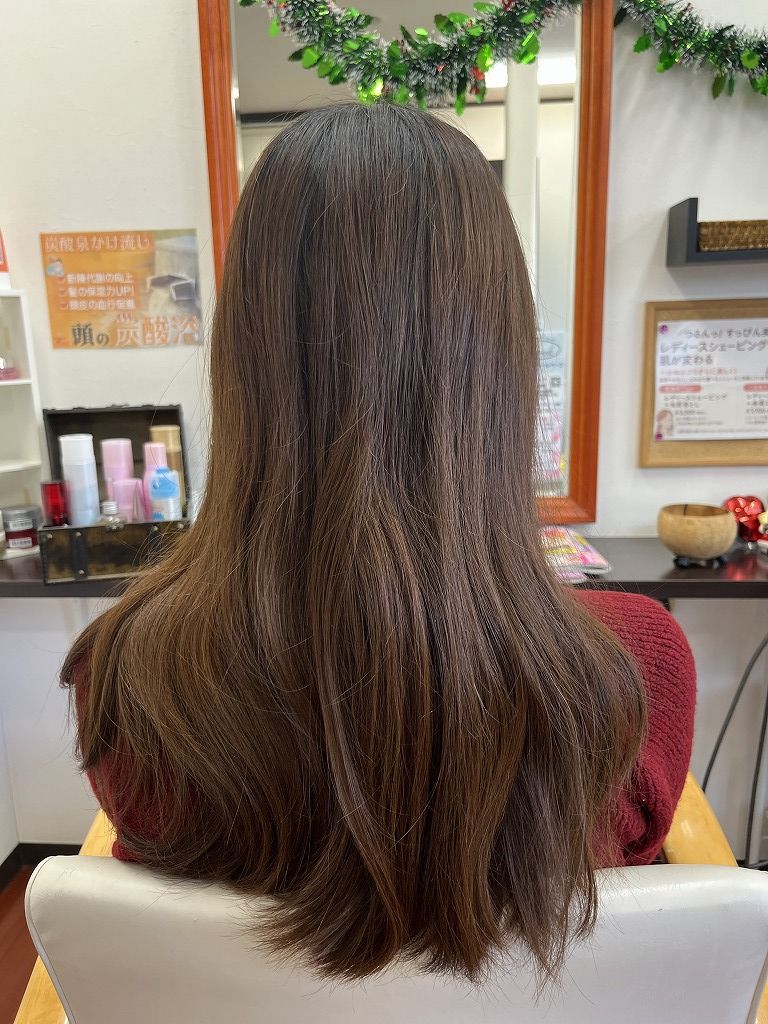 髪質改善トリートメント前　全体の長さと質感