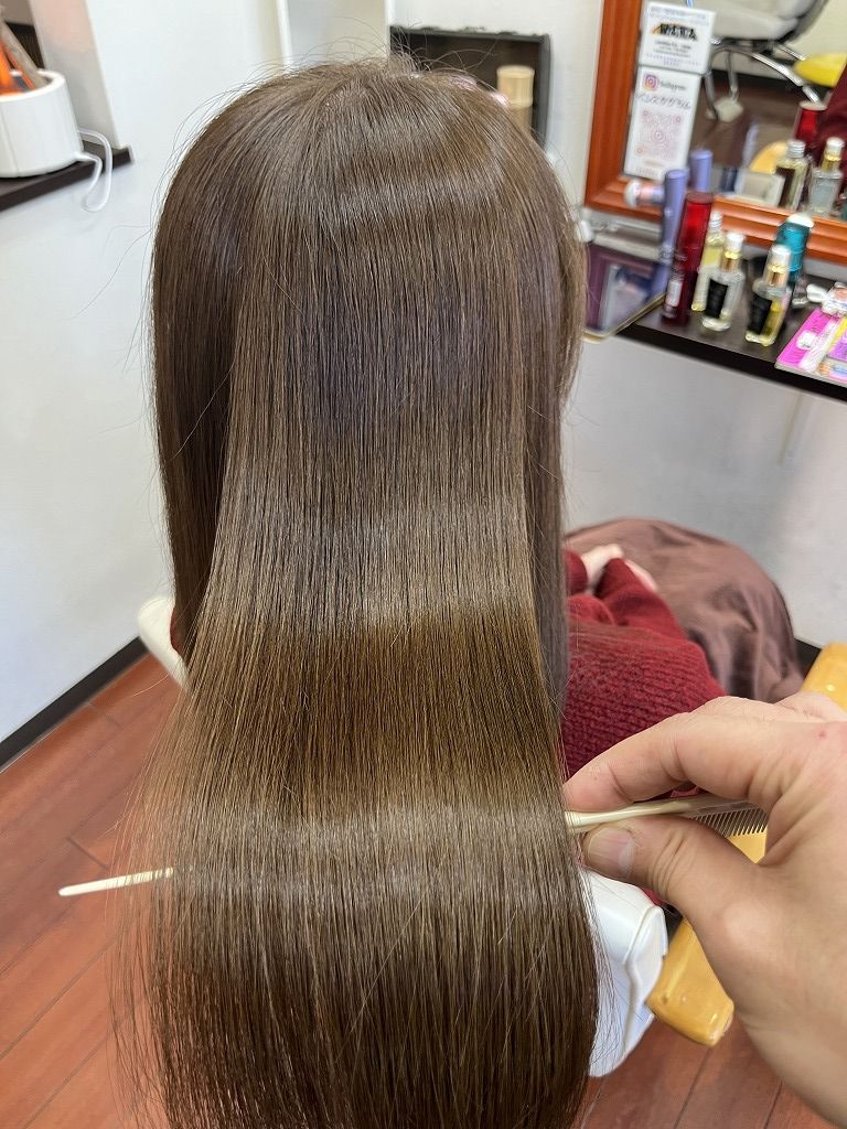 ベホマ髪質改善トリートメント後のツヤ感アップ