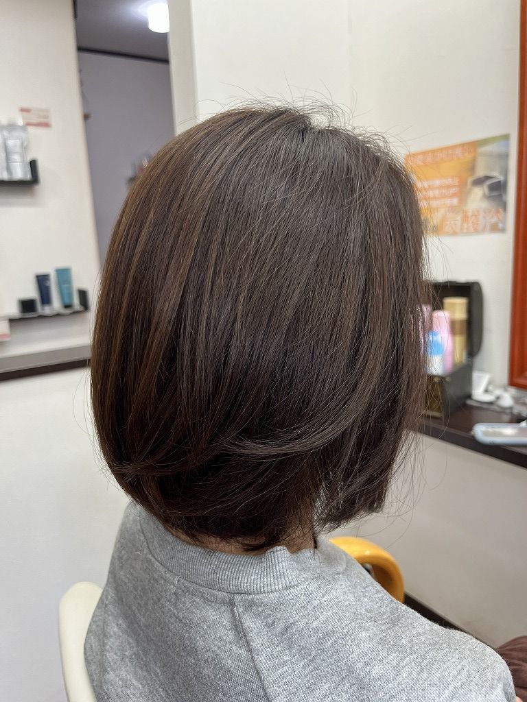 施術後のアフター写真(カット・カラー・髪質改善・ヘッドスパのフルコース)