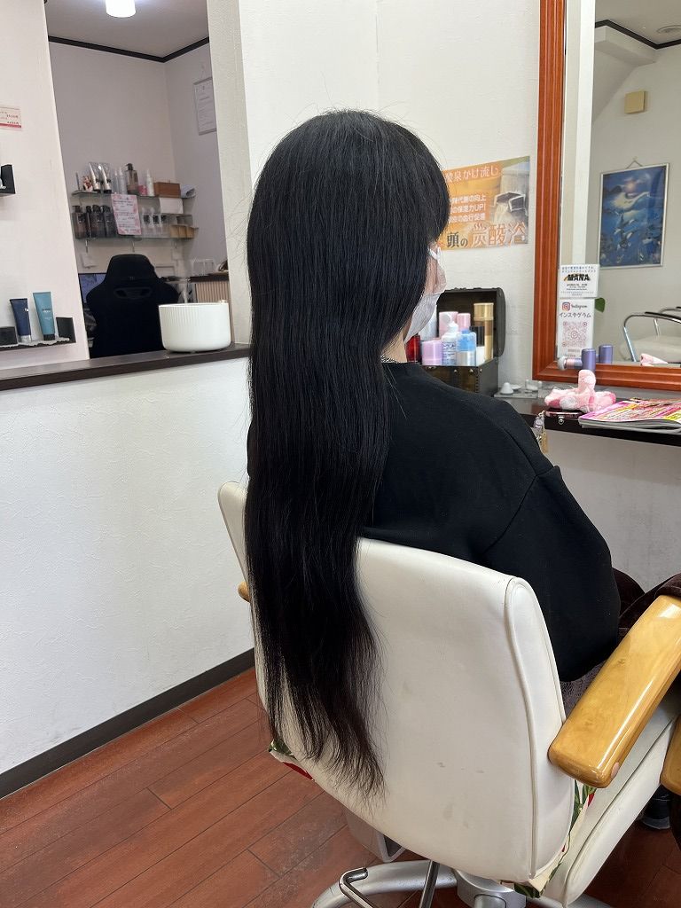 ロング縮毛矯正のビフォー（全体）