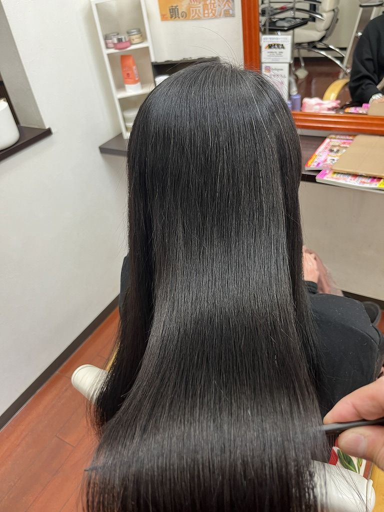 縮毛矯正のツヤ感（ショート・ロング比較の参考）