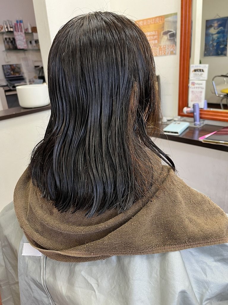 縮毛矯正のカット後写真｜肩上ボブのベースを作った状態