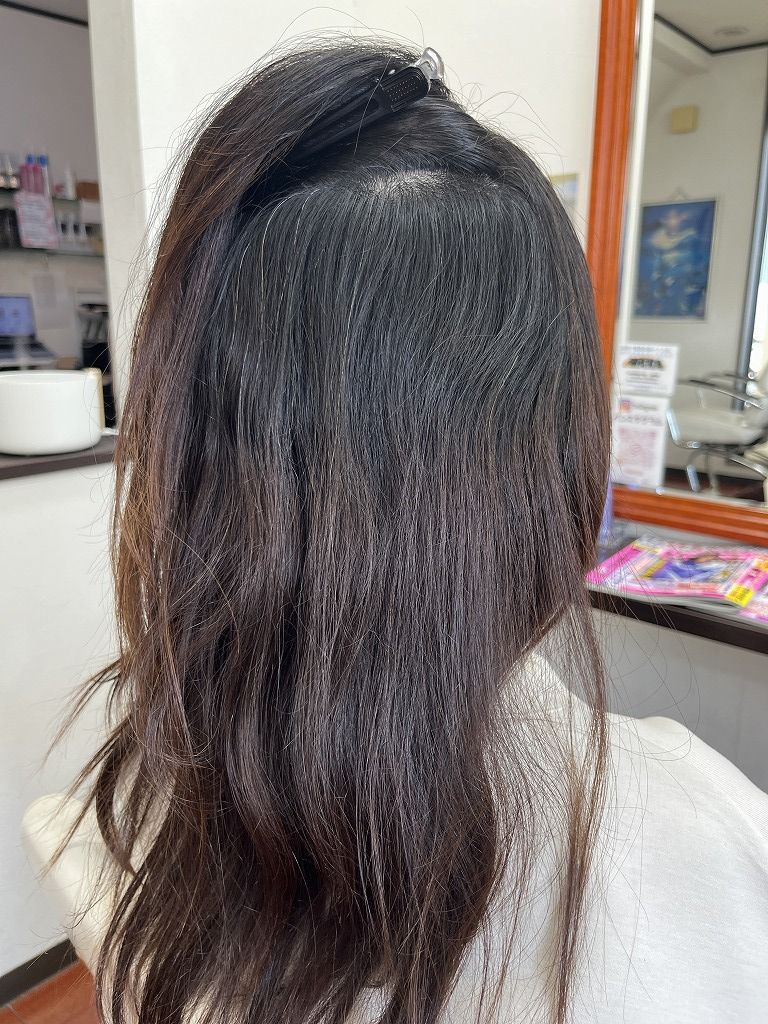 縮毛矯正前の内側のクセ