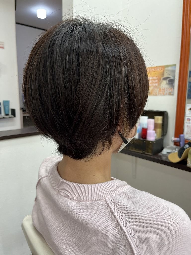 インナーカラーのアフター後ろ姿