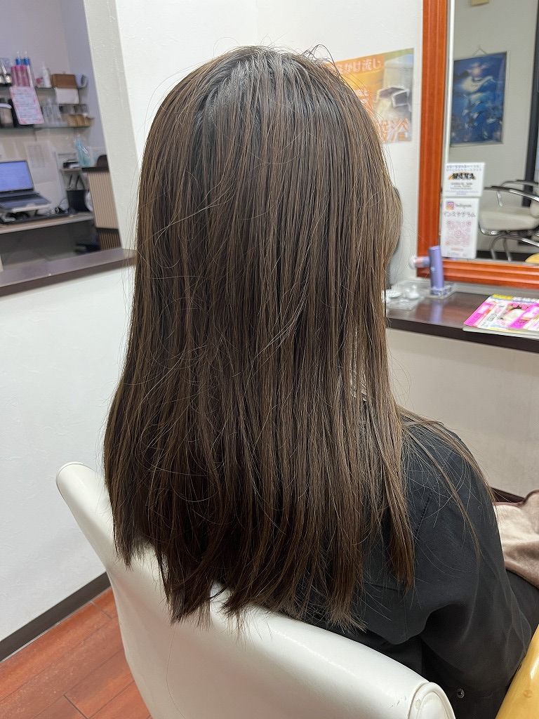 グレージュカラーとインナーカラー施術前の髪の状態