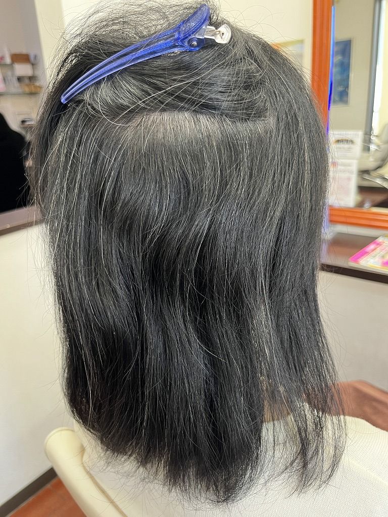 縮毛矯正前の内側のクセと髪の状態