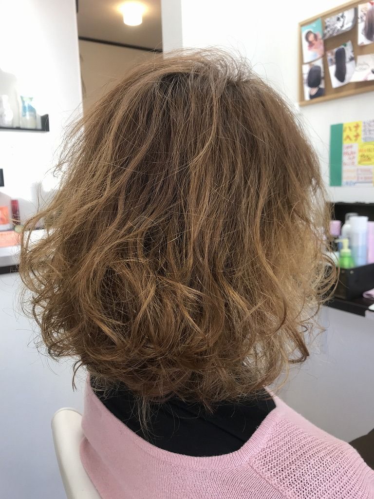 毛先中心でかけたコールドパーマの仕上がり