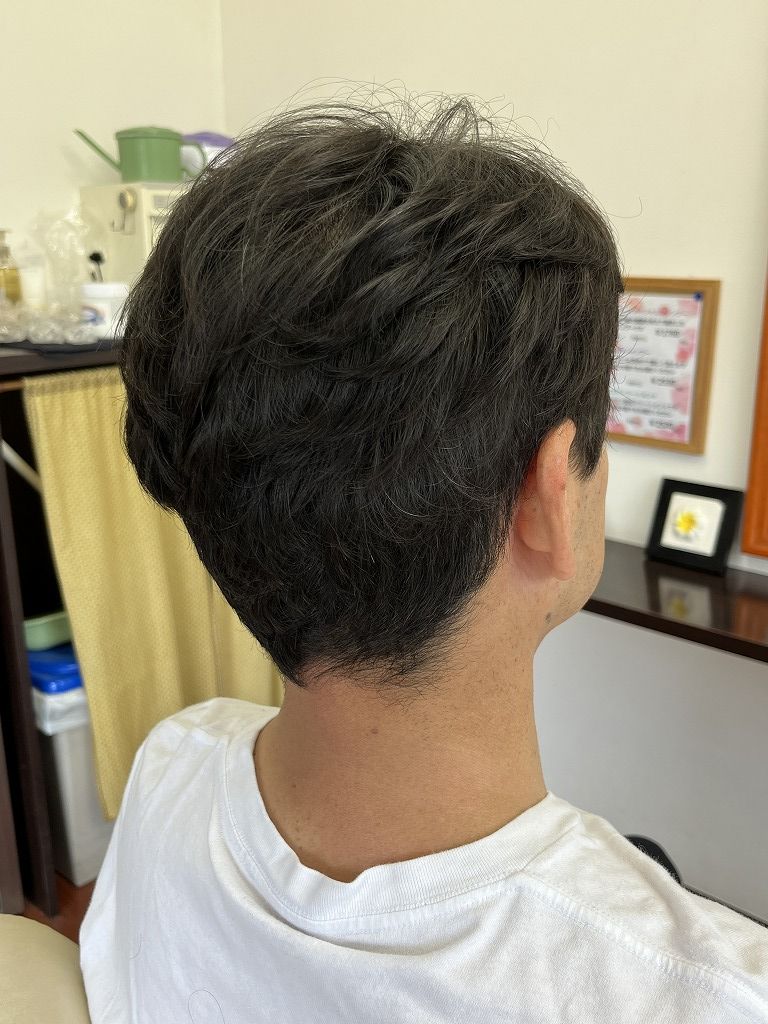 男性ショート縮毛矯正ビフォー 少し強めの波状毛