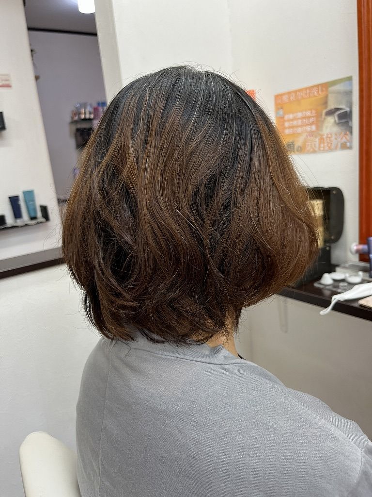 カットカラーとメッシュ施術前のショートボブの状態