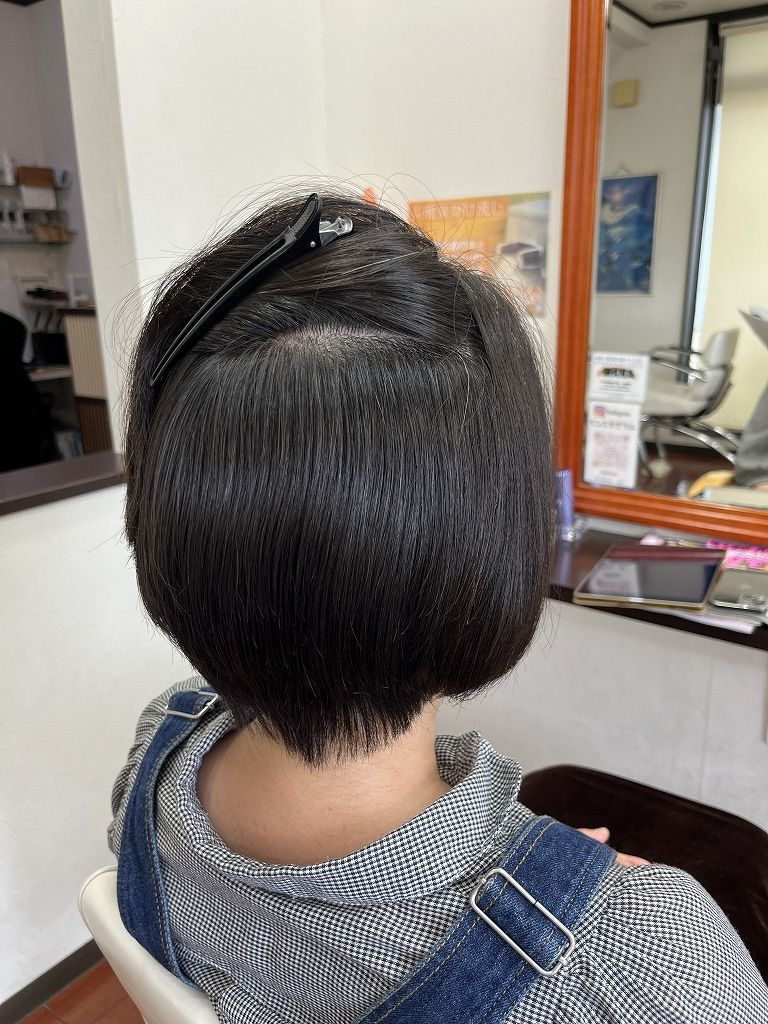 乾かしただけで収まるボブの縮毛矯正