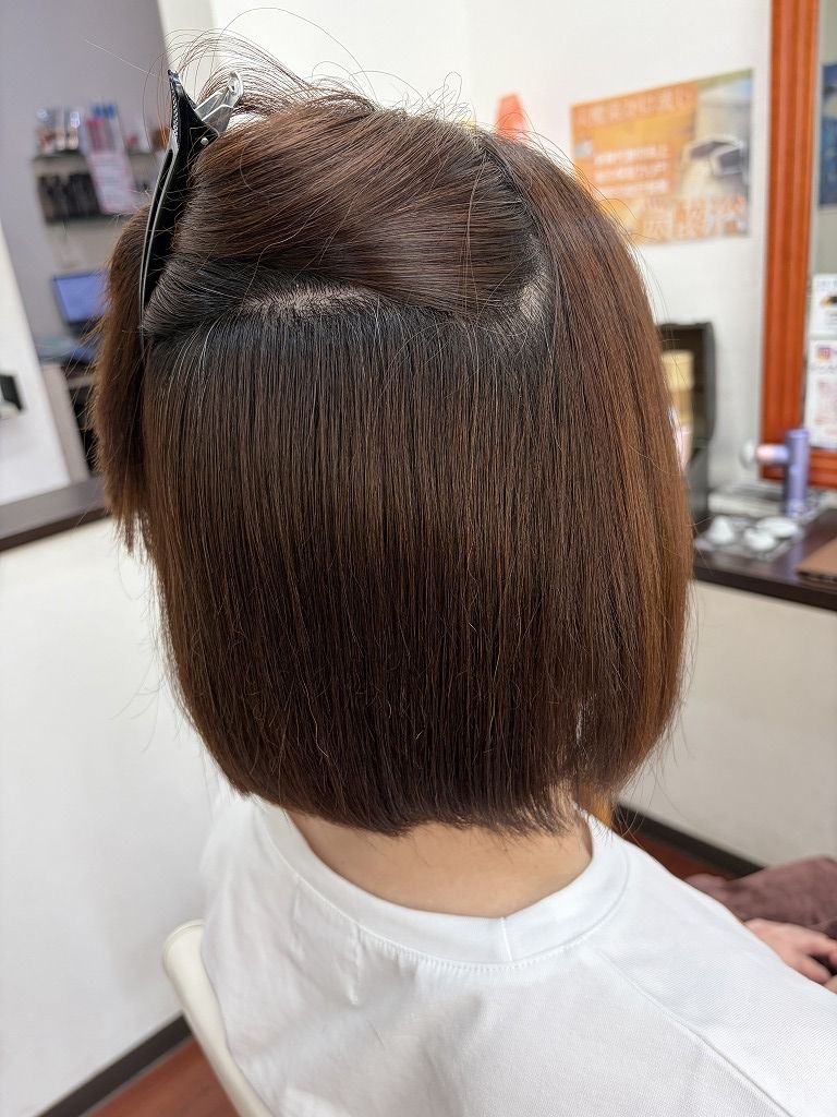 縮毛矯正後に整ったボブの内側
