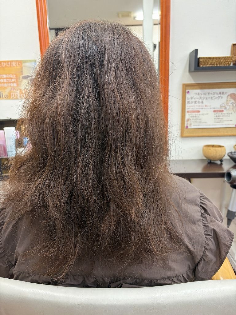 多毛で硬い髪質のパーマ施術前